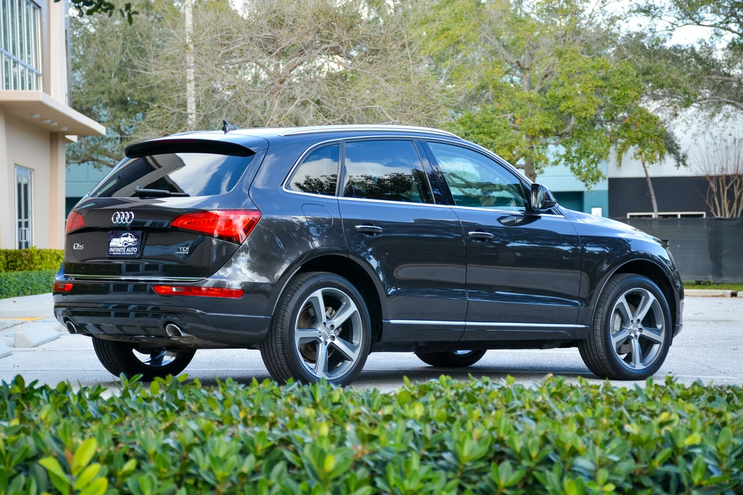 2016 Audi 8R Q5 - Image 8 of 31