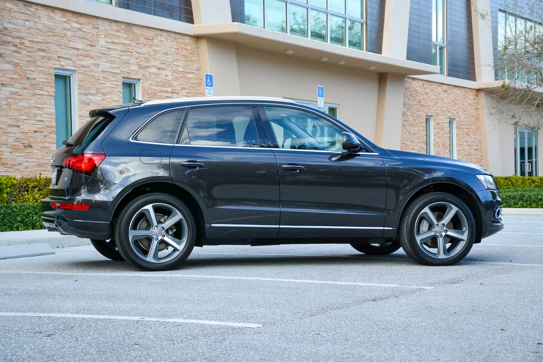 2016 Audi 8R Q5 - Image 6 of 31