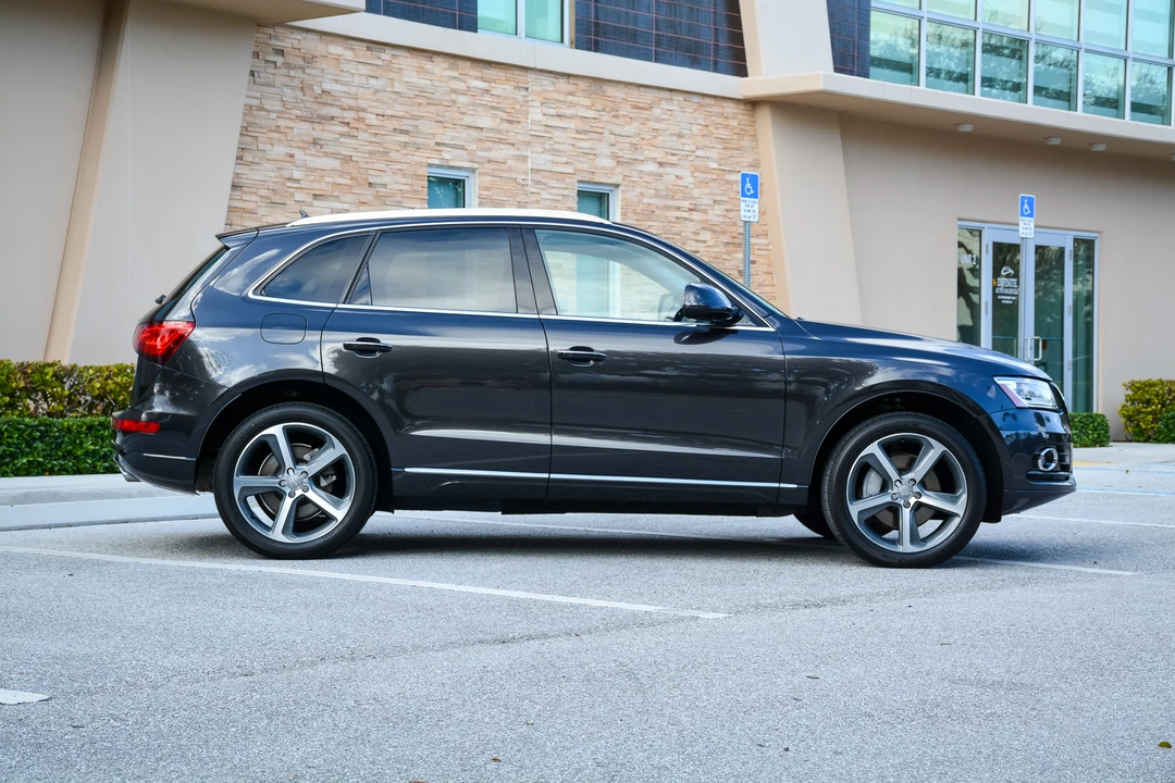 2016 Audi 8R Q5 - Image 5 of 31