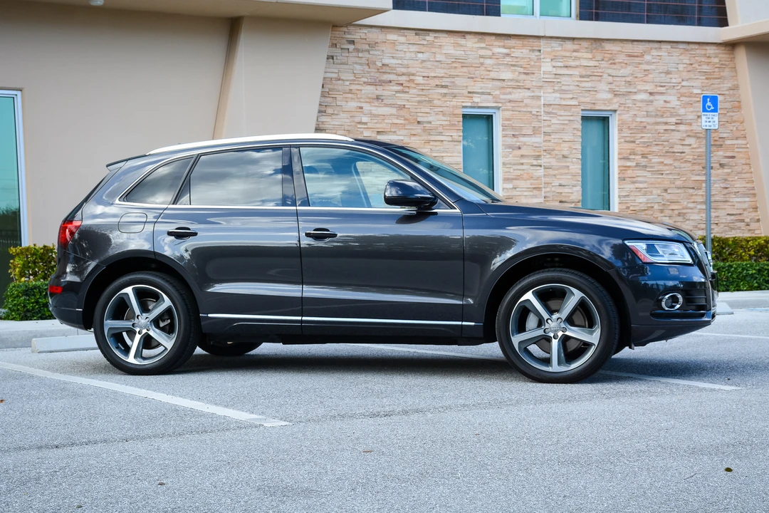 2016 Audi 8R Q5 - Image 4 of 31