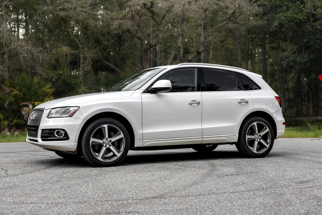 2016 Audi 8R Q5 - Image 10 of 31
