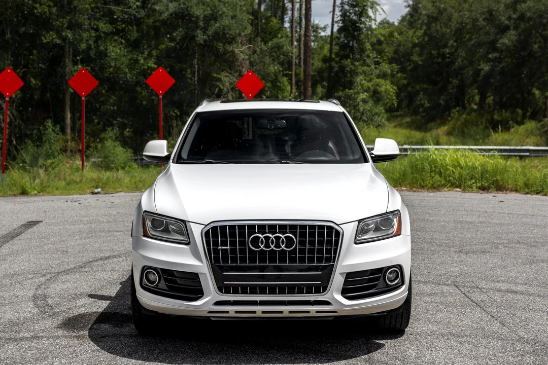 2016 Audi 8R Q5 - Image 2 of 31