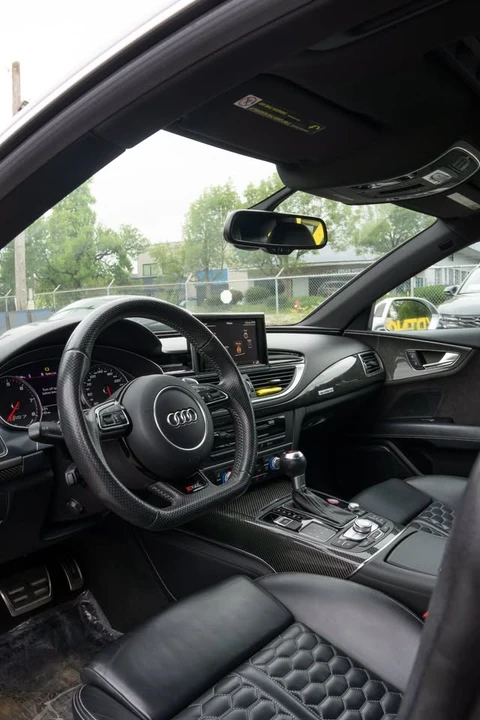 2016 Audi 4S R8 - Image 10 of 13