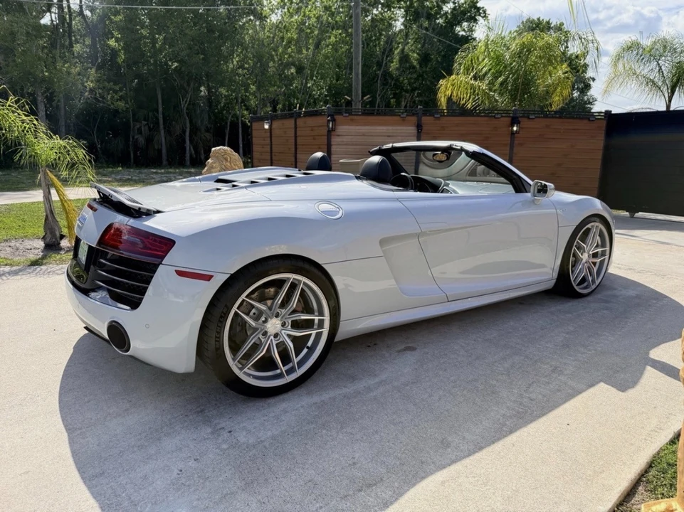 2016 Audi 4S R8 - Image 5 of 16