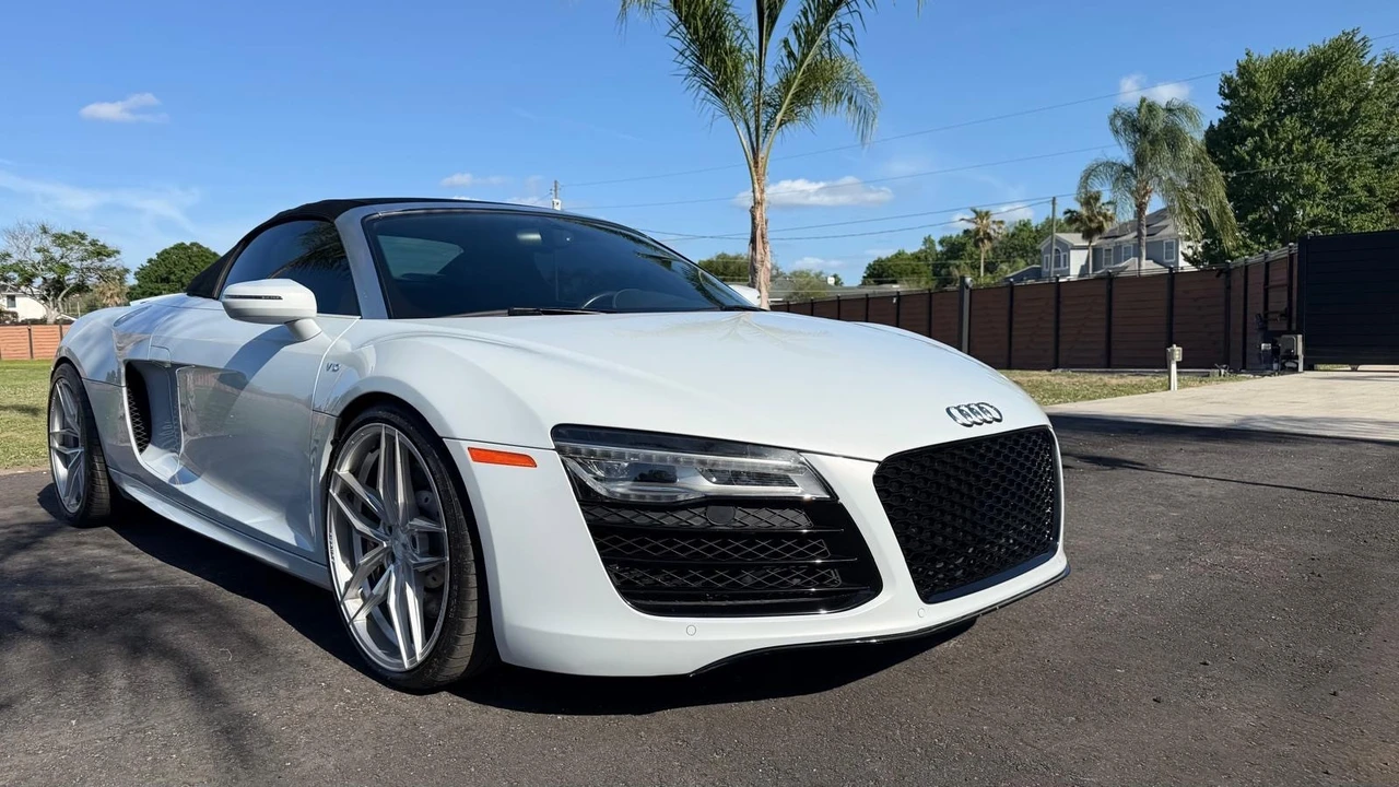 2016 Audi 4S R8 - Image 12 of 16