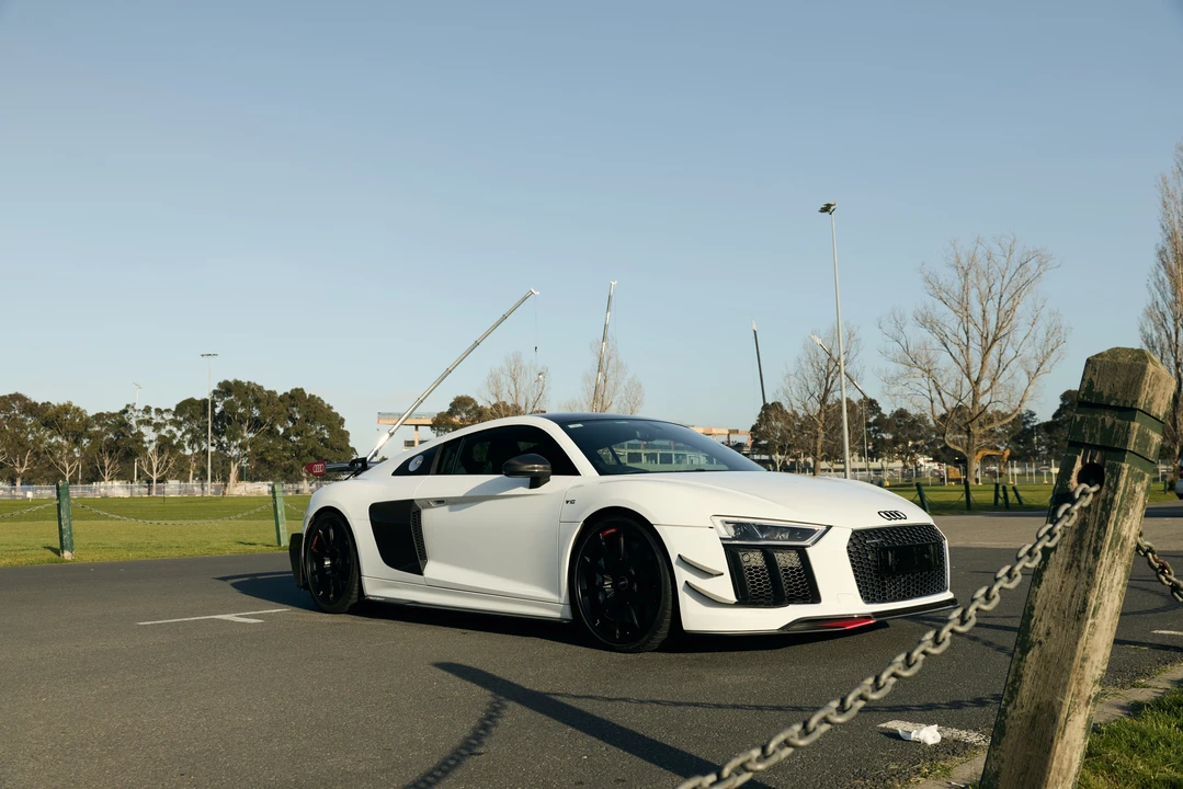 2016 Audi 4S R8 - Image 11 of 31
