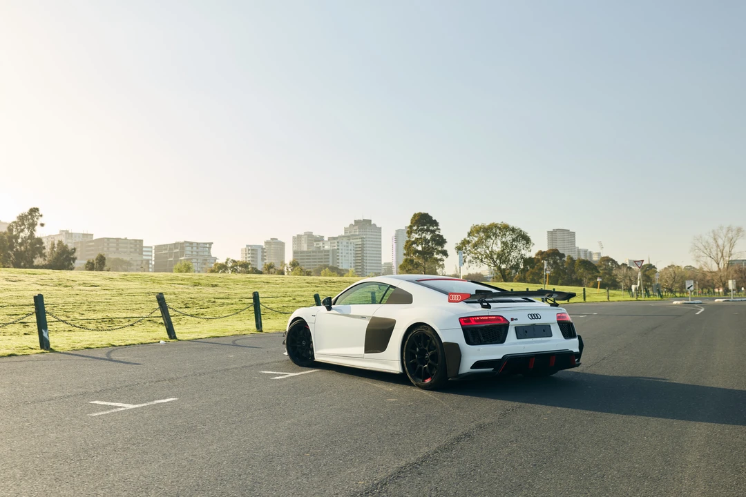 2016 Audi 4S R8 - Image 18 of 31
