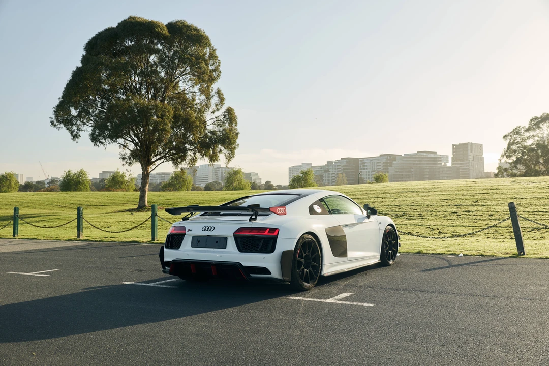 2016 Audi 4S R8 - Image 5 of 31