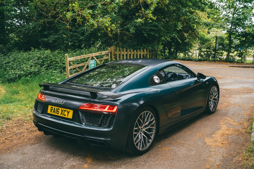 2016 Audi 4S R8 - Image 14 of 31
