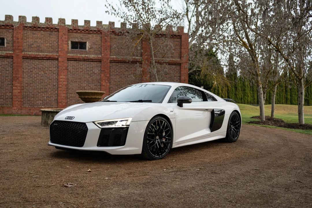 2015 Audi 4S R8 - Image 19 of 31