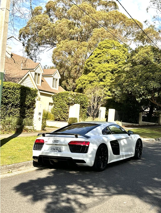 2015 Audi 4S R8 - Image 27 of 31