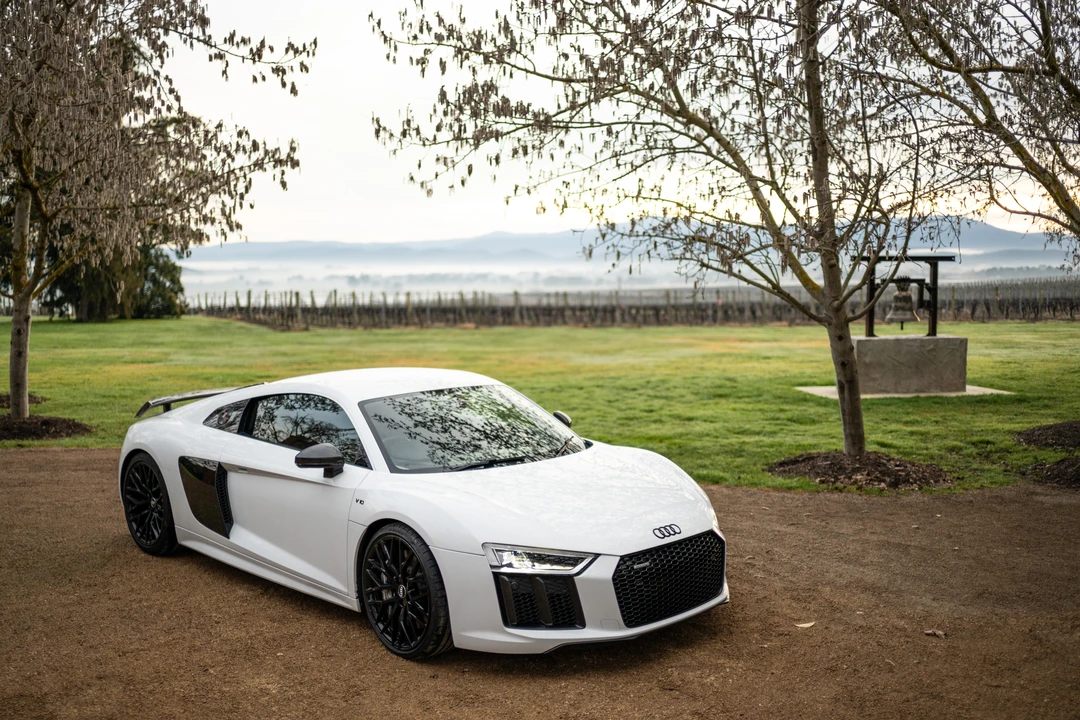 2015 Audi 4S R8 - Image 3 of 31