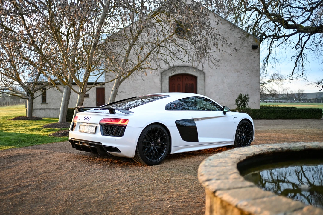2015 Audi 4S R8 - Image 12 of 31