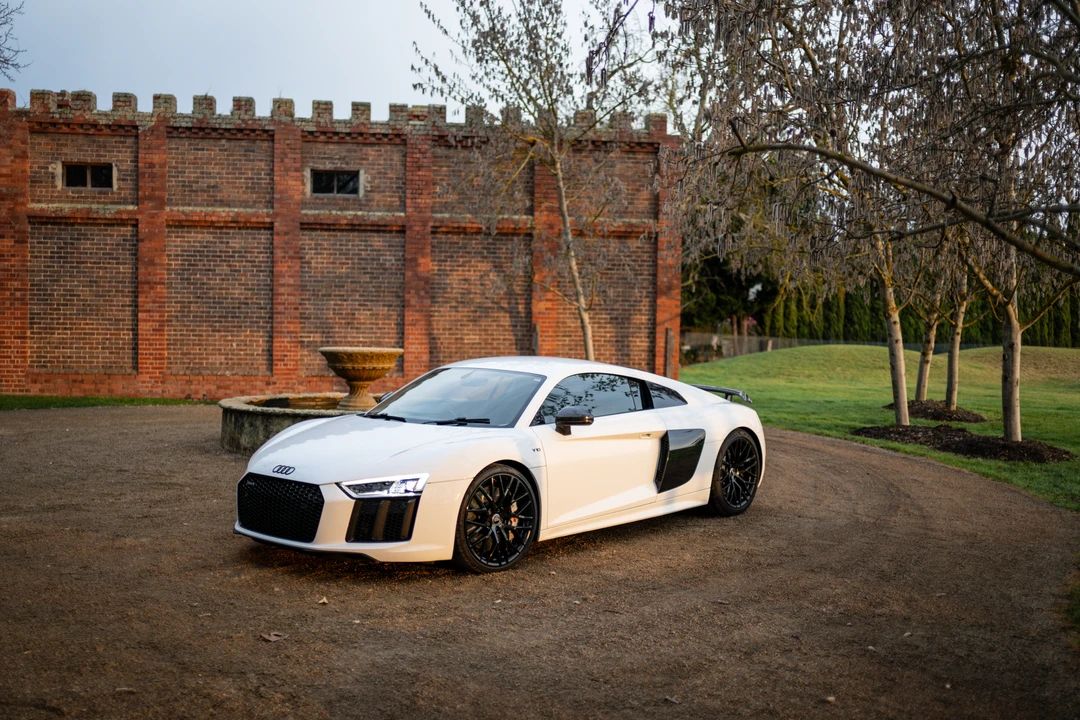 2015 Audi 4S R8 - Image 18 of 31