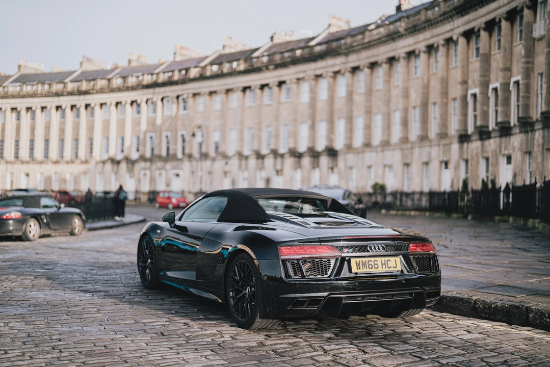 2017 Audi 4S R8 - Image 13 of 31