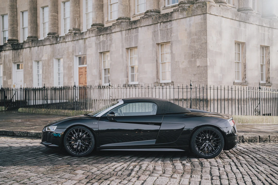 2017 Audi 4S R8 - Image 5 of 31