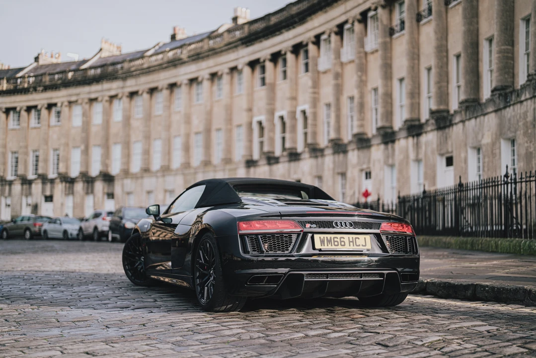 2017 Audi 4S R8 - Image 14 of 31