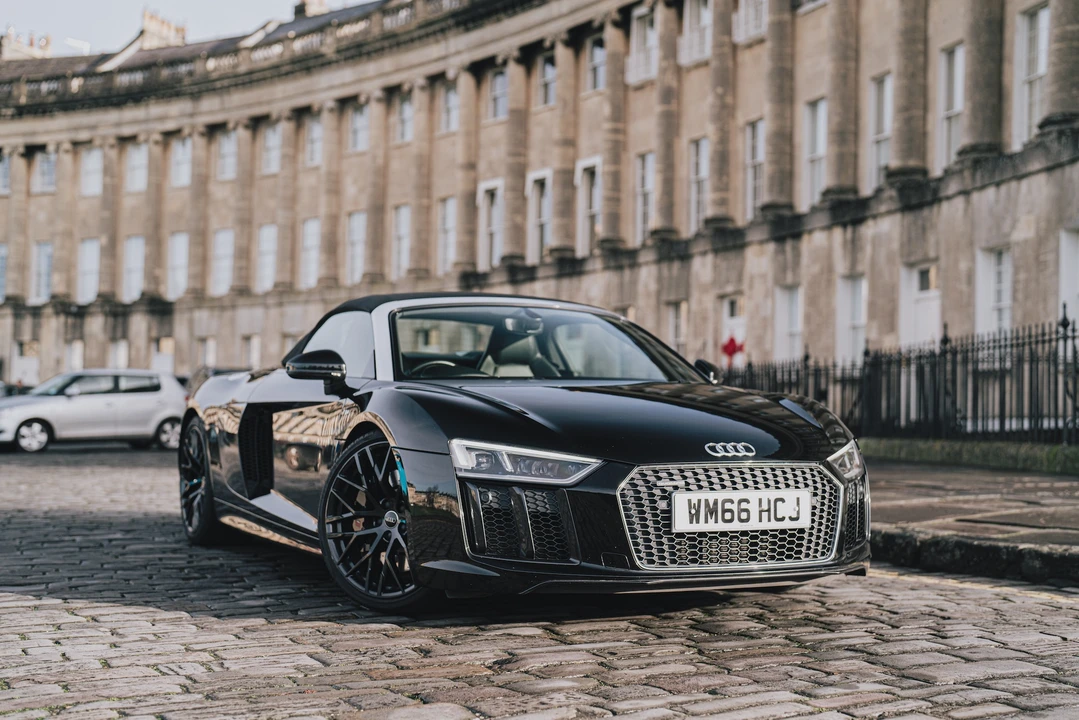 2017 Audi 4S R8 - Image 10 of 31