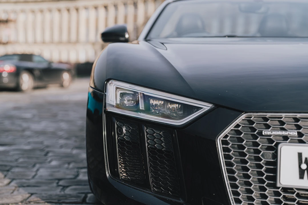 2017 Audi 4S R8 - Image 20 of 31