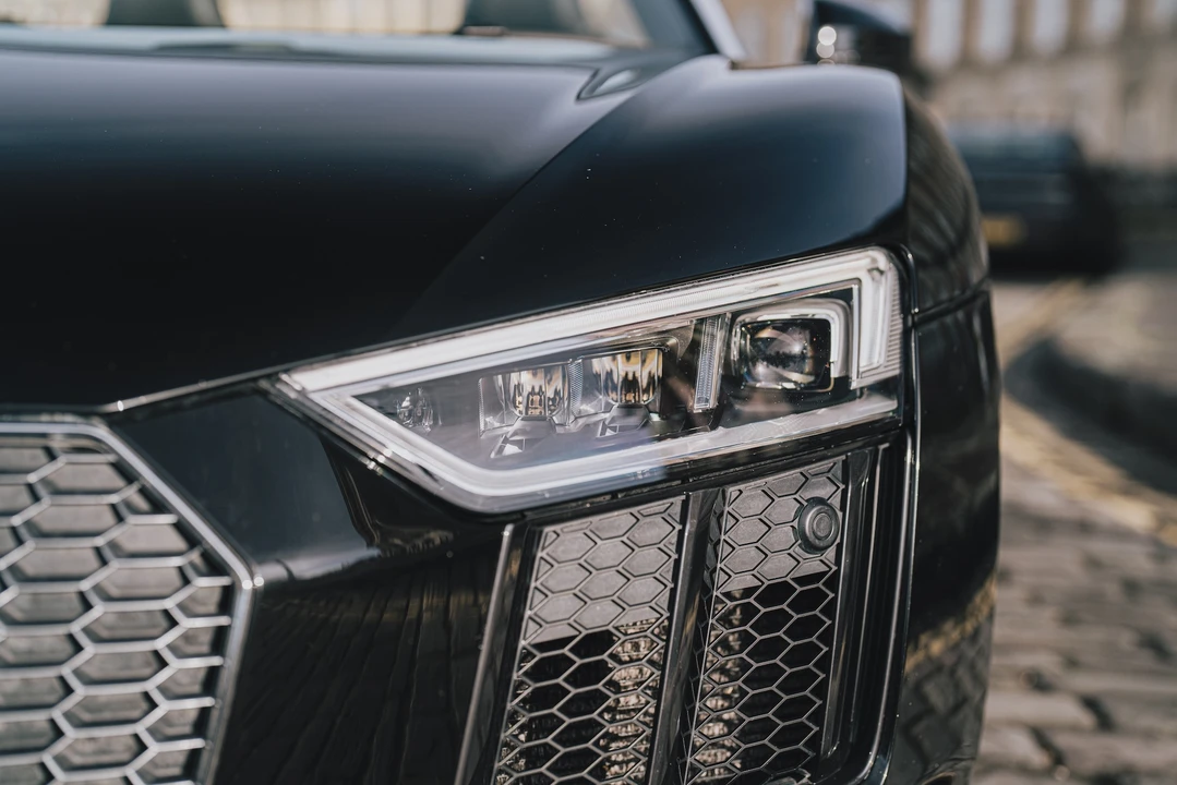 2017 Audi 4S R8 - Image 24 of 31