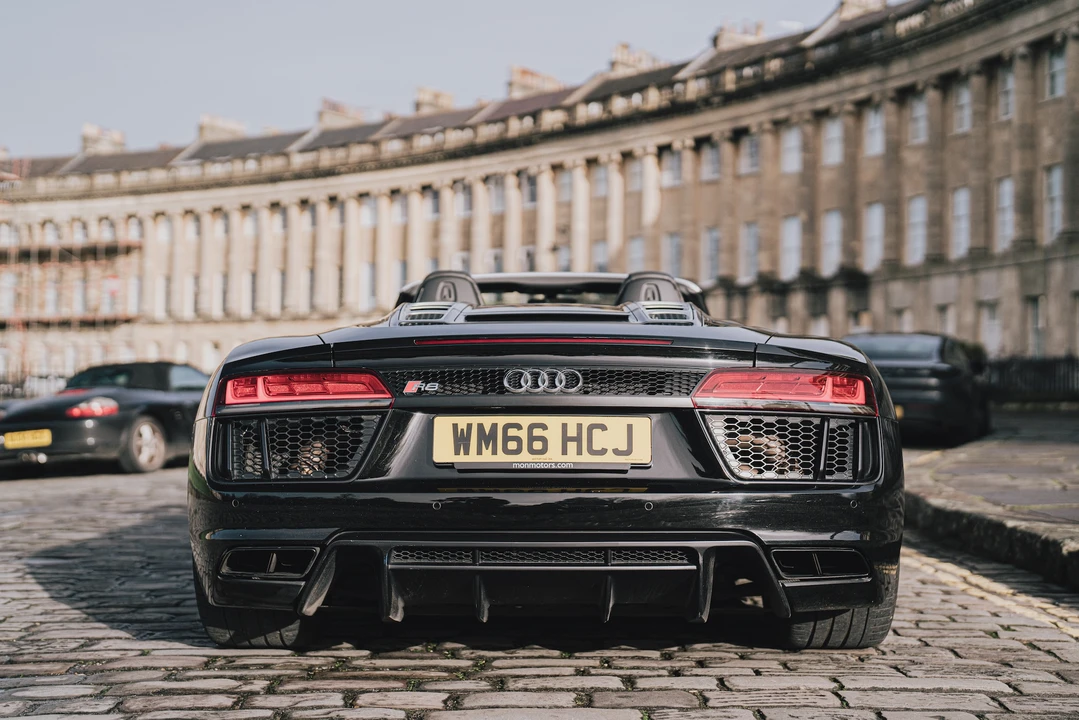 2017 Audi 4S R8 - Image 7 of 31