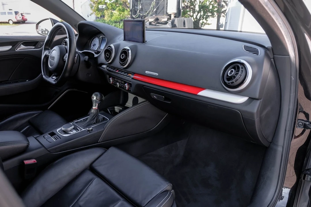 2016 Audi 8V S3 - Image 16 of 21