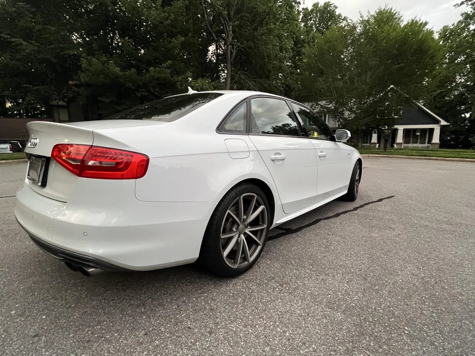 2016 Audi B8 S4 - Image 5 of 31
