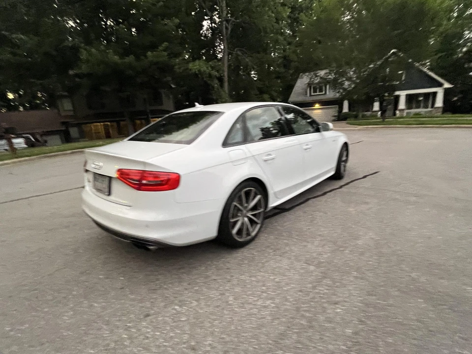2016 Audi B8 S4 - Image 6 of 31