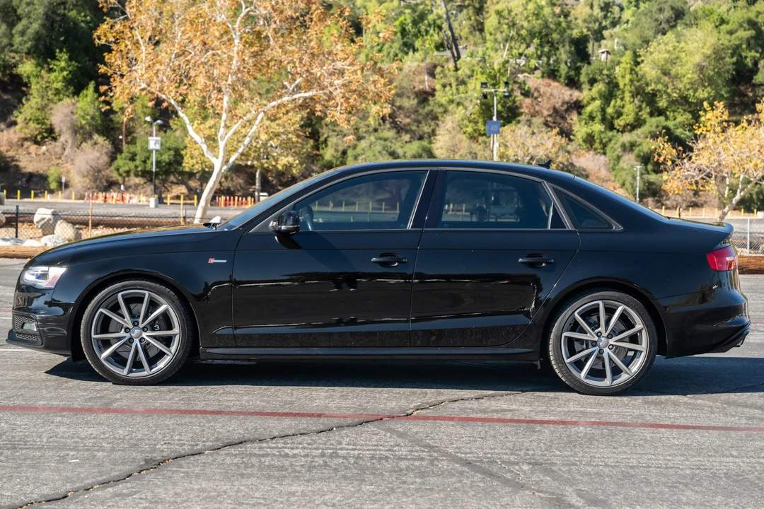 2016 Audi B8 S4 - Image 9 of 31