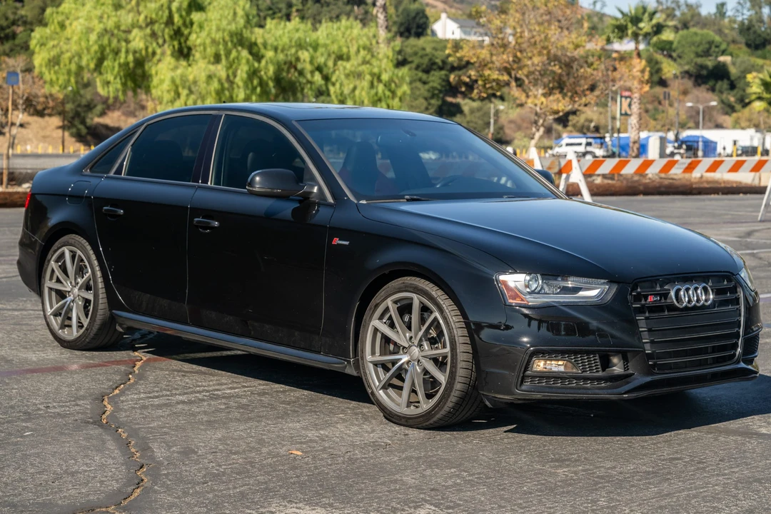2016 Audi B8 S4 - Image 4 of 31