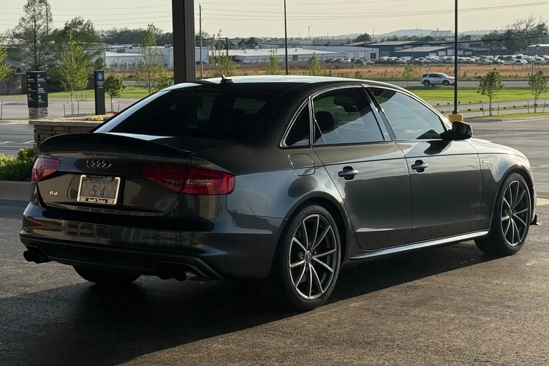 2016 Audi B8 S4 - Image 5 of 31