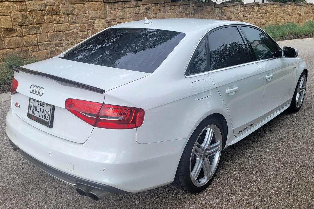 2016 Audi B8 S4 - Image 4 of 31