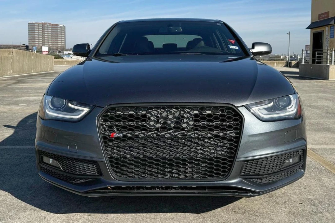 2016 Audi B8 S4 - Image 2 of 31