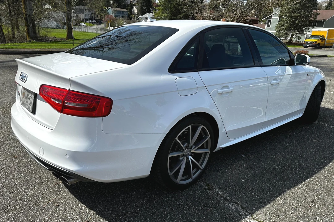 2016 Audi B8 S4 - Image 4 of 31