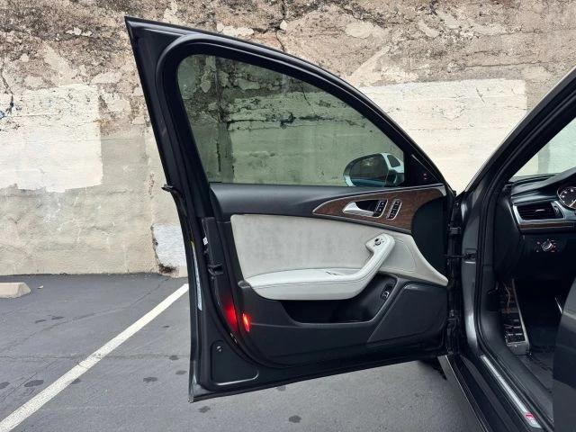 2016 Audi C7 S6 - Image 12 of 21