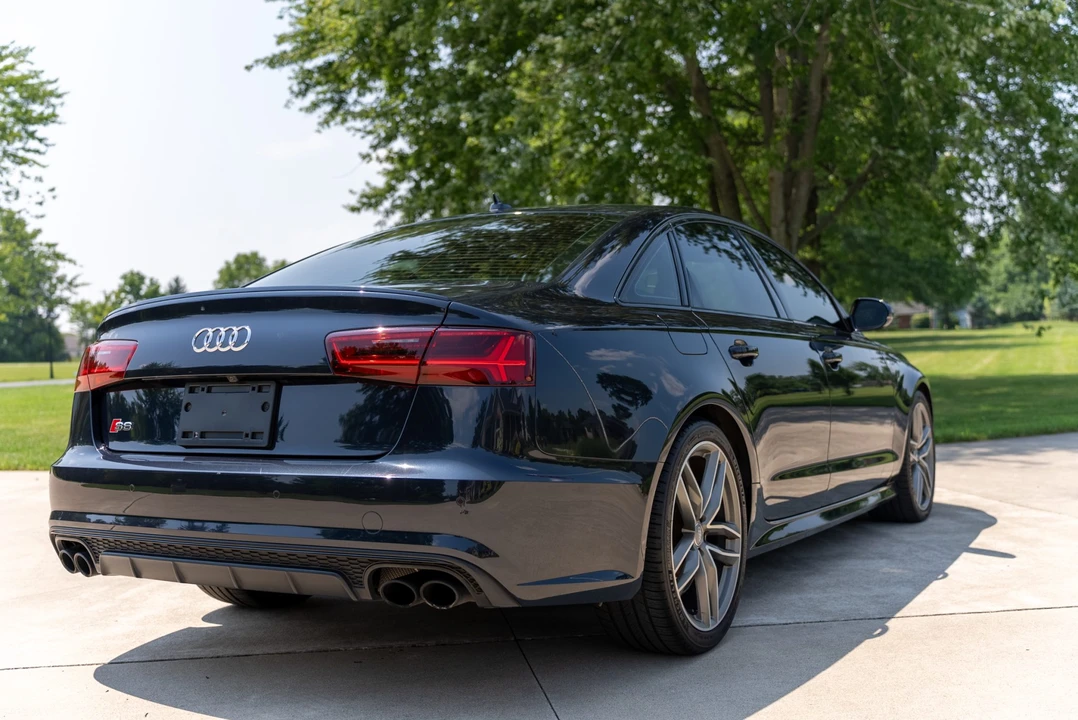 2016 Audi C7 S6 - Image 19 of 31