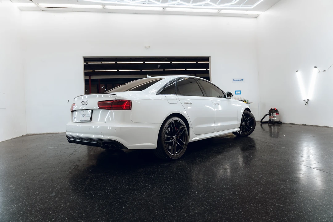 2016 Audi C7 S6 - Image 12 of 31