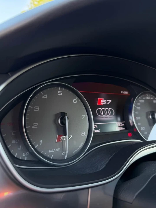 2016 Audi C7 S7 - Image 8 of 17
