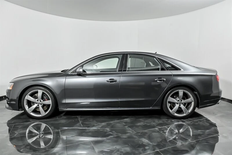 2016 Audi D4 S8 - Image 6 of 31