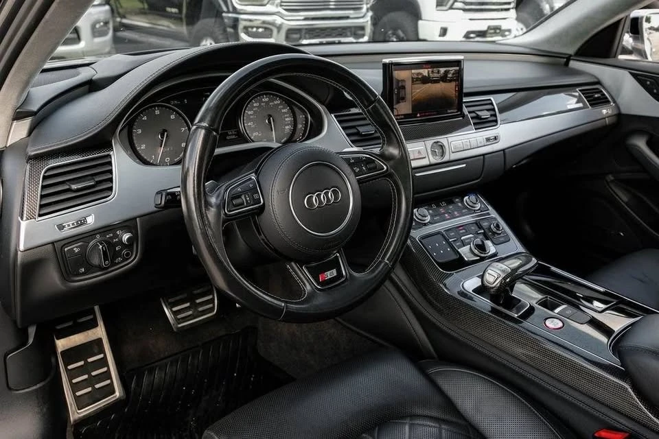 2016 Audi D4 S8 - Image 10 of 20