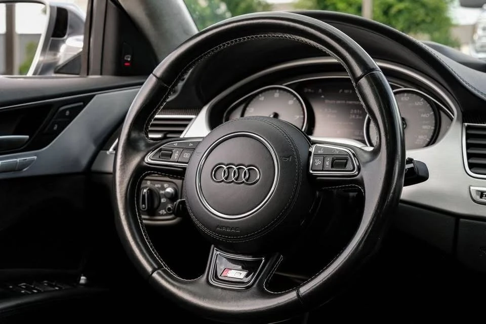 2016 Audi D4 S8 - Image 13 of 20