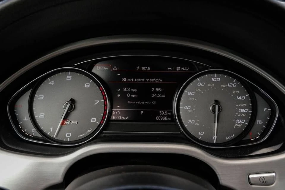 2016 Audi D4 S8 - Image 17 of 20