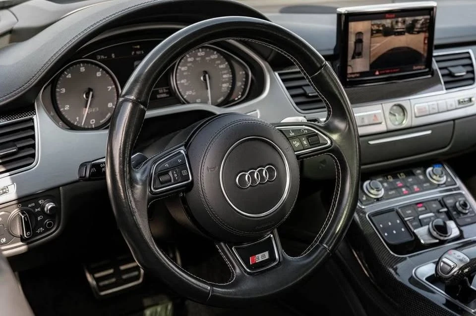 2016 Audi D4 S8 - Image 12 of 20