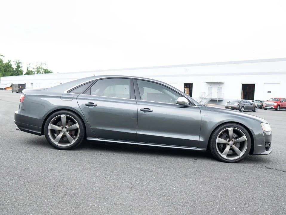 2016 Audi D4 S8 - Image 7 of 20