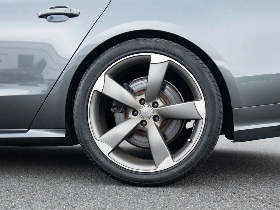 2016 Audi D4 S8 - Image 16 of 20