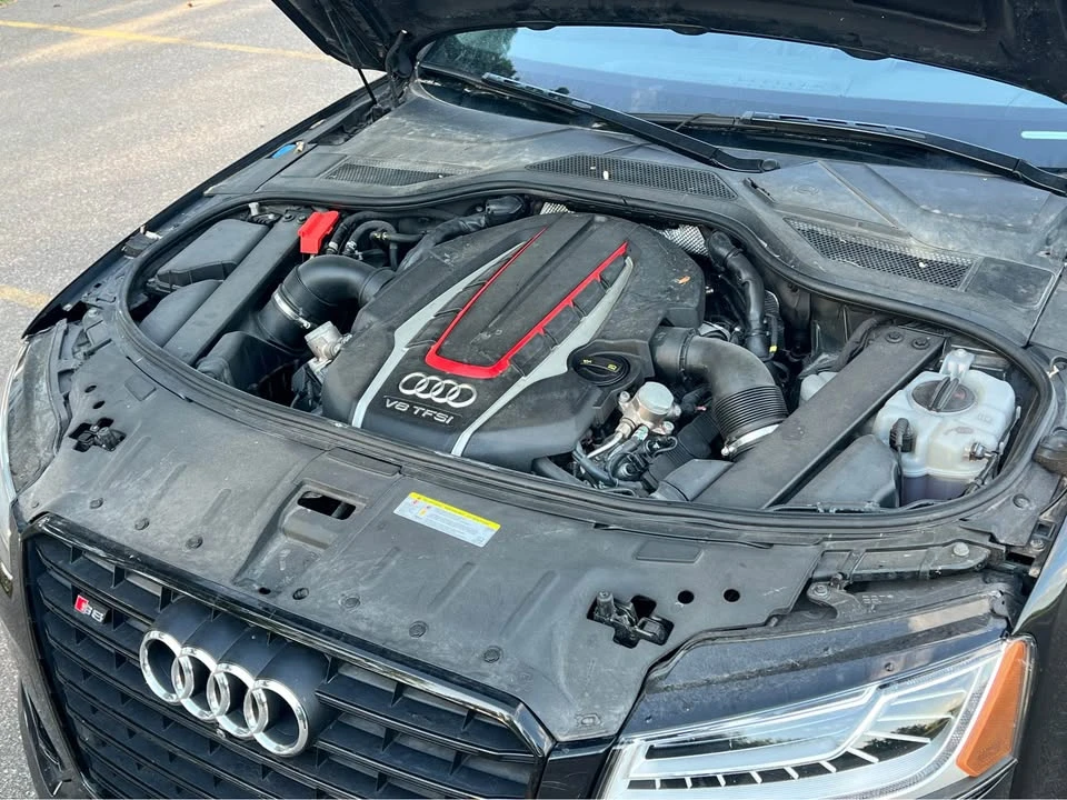2016 Audi D4 S8 - Image 9 of 20