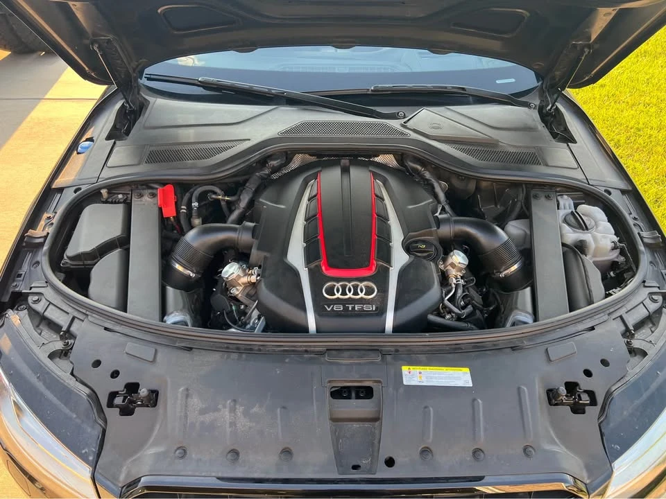2016 Audi D4 S8 - Image 4 of 17