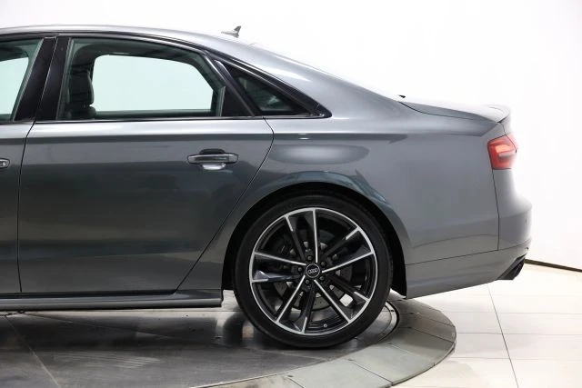 2016 Audi D4 S8 - Image 9 of 31
