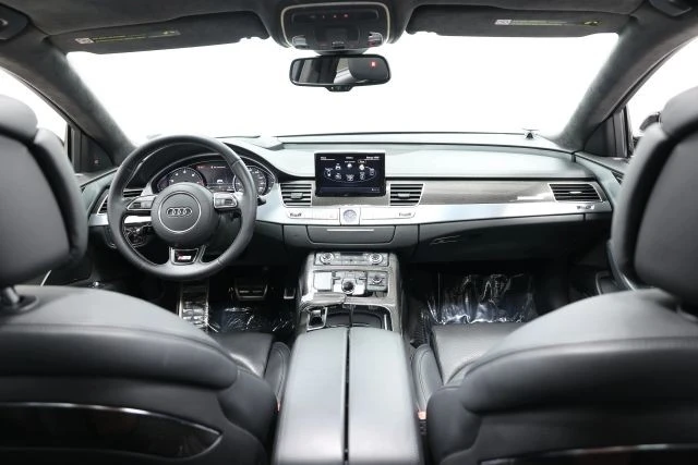 2016 Audi D4 S8 - Image 24 of 31
