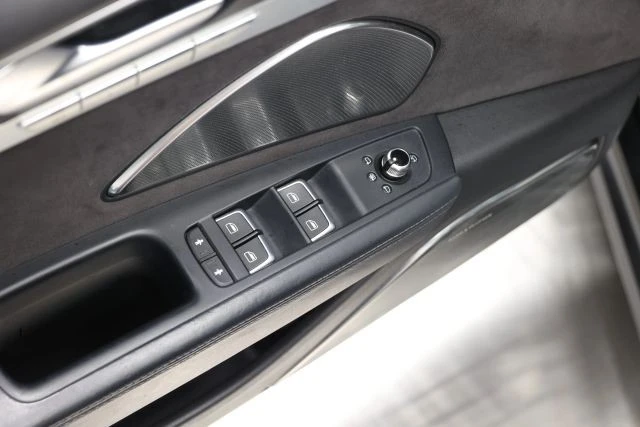 2016 Audi D4 S8 - Image 12 of 31